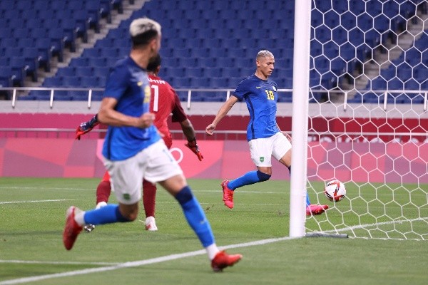 Reiner colaborou com os dois gols marcados pelo Pombo na partida | Crédito: Getty Images