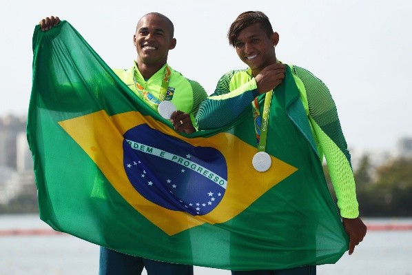 Na Rio 2016, Isaquias foi prata ao lado de Erlon Souza | Crédito: Getty Images