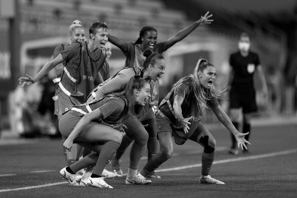 Canadenses comemorando resultado do último jogo, nas semifinais. (Foto: Getty Images) Canadenses comemorando resultado do último jogo, nas semifinais. (Foto: Getty Images)
