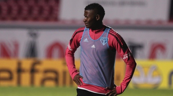 SP - Sao Paulo - 10/07/2021 - BRASILEIRO A 2021, SAO PAULO X BAHIA - Orejuela jogador do Sao Paulo durante aquecimento antes da partida contra o Bahia no estadio Morumbi pelo campeonato Brasileiro A 2021. Foto: Ettore Chiereguini/AGIF