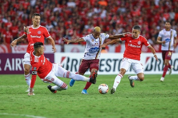Campaz ficou conhecido dos clubes brasileiros em participações na Libertadores e Sul-Americana (Foto:Foto: Lucas Uebel/Getty Images)