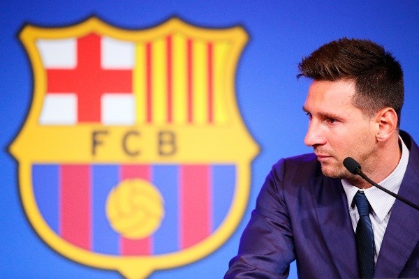 Lionel Messi em coletiva de despedida do Barcelona. (Foto: Getty Images)