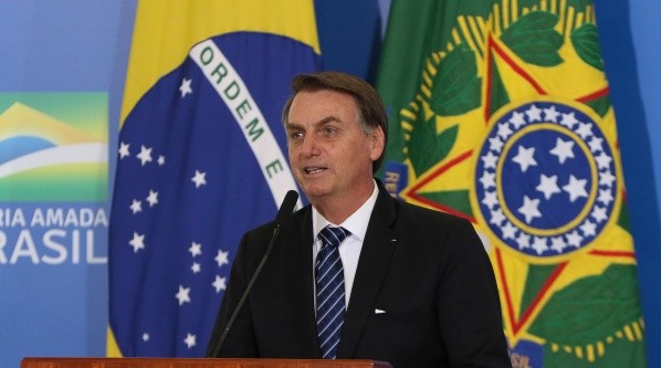 O presidente Jair Bolsonaro, participa de solenidade alusiva a concessão do 13º do Bolsa Família e de anúncio de recursos para Obras Sociais Irmã Dulce.