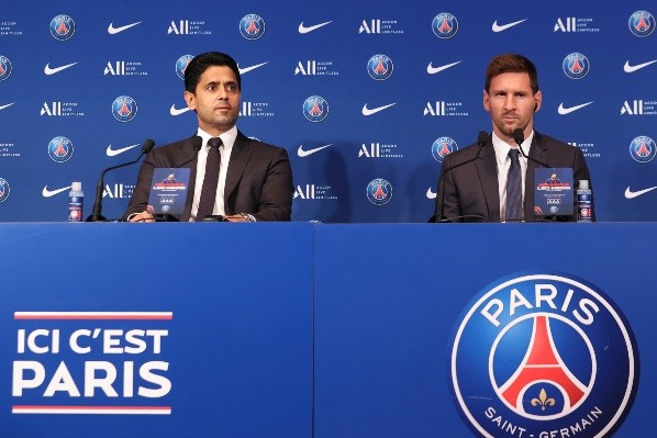 Messi na coletiva de imprensa no PSG. (Foto: Getty Images)
