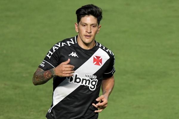 Ex-fornecedor de refeições do Vasco relatou ter participado de dois eventos na casa de Cano (Foto: Thiago Ribeiro/AGIF)