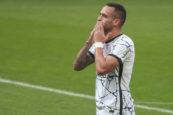 Renato Augusto estreou pelo Timão com um golaçõ neste domingo. (Foto: Marcello Zambrana/AGIF) Renato Augusto estreou pelo Timão com um golaçõ neste domingo. (Foto: Marcello Zambrana/AGIF)