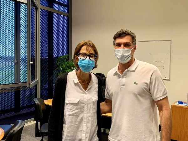 Adriana Behar ao lado de Marcelinho