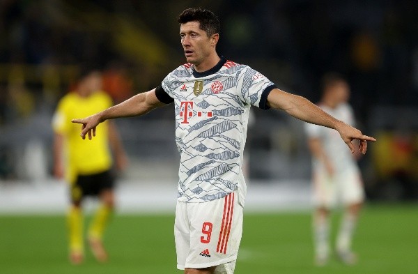 Lewandowshi foi o grande destaque da partida | Crédito: Getty Images