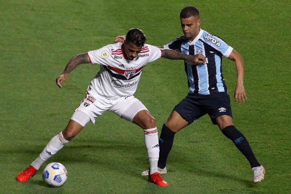 Diego Costa em campo pelo Brasileiro. (Foto: Getty Images)