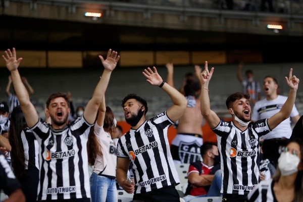 Torcida do Atlético-MG no Mineirão. (Foto: Getty Images)