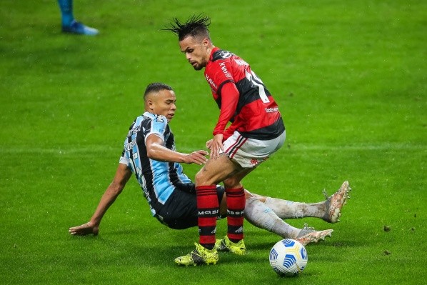 Grêmio x Flamengo em campo pela Copa do Brasil. (Foto: Pedro H. Tesch/AGIF) Grêmio x Flamengo em campo pela Copa do Brasil. (Foto: Pedro H. Tesch/AGIF)