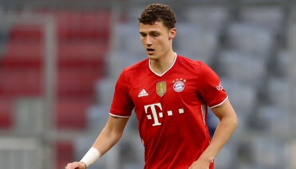 Assim como Lucas Hernández, ele é branco e tem 25 anos. Fonte: Getty Images