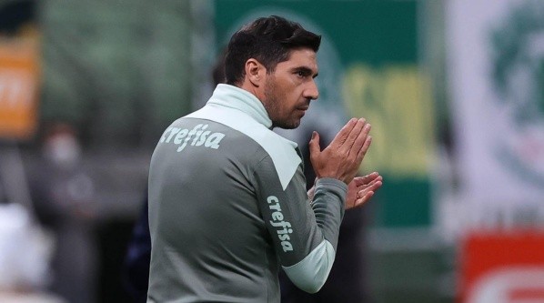 O tecnico Abel Ferreira, da SE Palmeiras, em jogo contra a equipe do C Athletico Paranaense, durante partida válida pela decima oitava rodada, do Campeonato Brasileiro, Serie A, na arena Allianz Parque. (Foto: Cesar Greco)