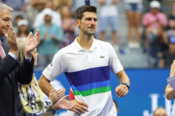 Djokovic emocionado após derrota no US Open. (Foto: Getty Images)