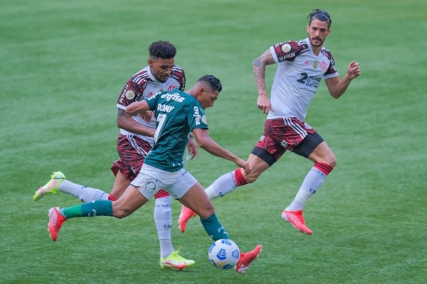 Flamengo em campo pelo Brasileirão. (Foto: Marcello Zambrana/AGIF) Flamengo em campo pelo Brasileirão. (Foto: Marcello Zambrana/AGIF)
