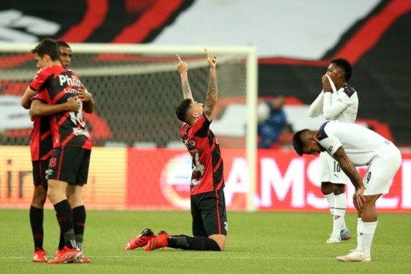 Comemoração de gol do Athletico-PR. Foto: Getty Images
