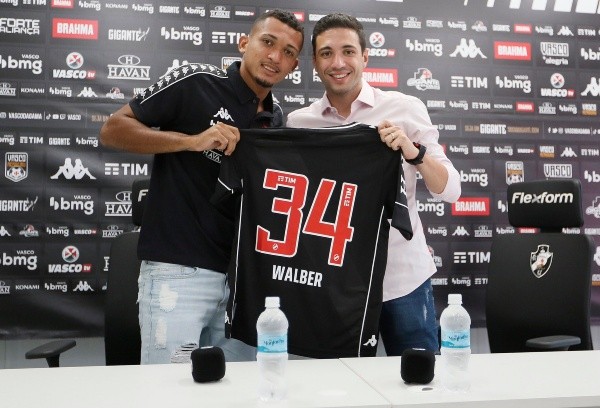 Walber concendeu sua primeira entrevista coletiva pelo Vasco