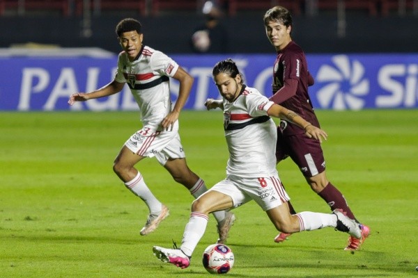 Benítez leva suspensão do STJD e desfalcará o São Paulo contra o Atlético-GO. (Foto: Marcello Zambrana/AGIF) Benítez leva suspensão do STJD e desfalcará o São Paulo contra o Atlético-GO. (Foto: Marcello Zambrana/AGIF)