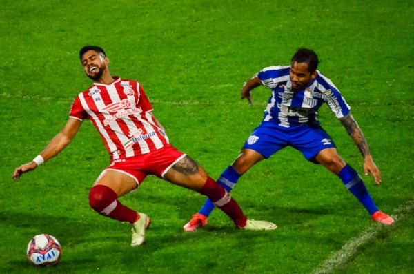 Bryan, do Náutico, é outro nome sondado pelo Ceará para o Brasileirão (Foto:R.Pierre/AGIF)