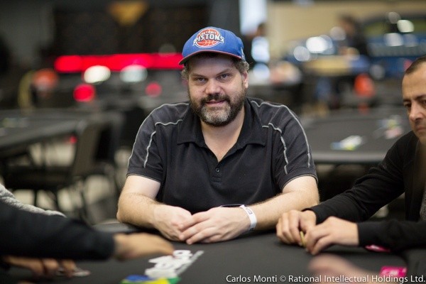 Vini Marques em ação durante etapa do BSOP (Foto: Carlos Monti/Divulgação BSOP)