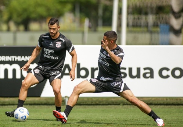 Giuliano será mantido entre os titulares do Corinthians diante do América-MG (Foto: Rodrigo Coca/Ag. Corinthians)