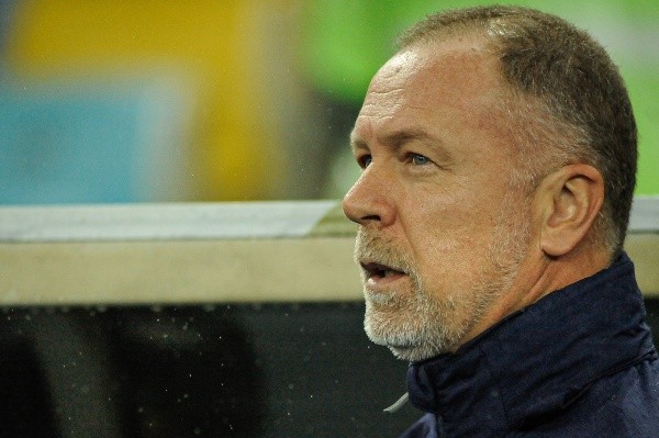 RJ - Rio de Janeiro - 28/11/2019 - Brasileiro A 2019, Fluminense x Palmeiras - Mano Menezes tecnico do Palmeiras durante partida contra o Fluminense no estadio Maracana pelo campeonato Brasileiro A 2019. Foto: Allan Carvalho/AGIF RJ - Rio de Janeiro - 28/11/2019 - Brasileiro A 2019, Fluminense x Palmeiras - Mano Menezes tecnico do Palmeiras durante partida contra o Fluminense no estadio Maracana pelo campeonato Brasileiro A 2019. Foto: Allan Carvalho/AGIF