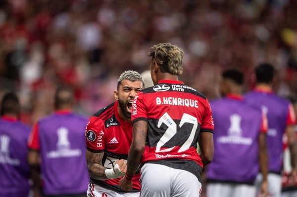 Dupla Bruno Henrique e Gabigol funciona na vitória contra o Barcelona-EQU