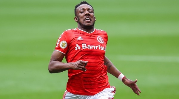 RS - Porto Alegre - 19/09/2021 - BRASILEIRO A 2021, INTERNACIONAL X FORTALEZA - Moises jogador do Internacional durante partida contra o Fortaleza no estadio Beira-Rio pelo campeonato Brasileiro A 2021. Foto: Pedro H. Tesch/AGIF