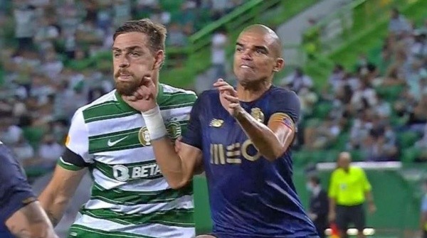 Pepe Coates Sporting Porto