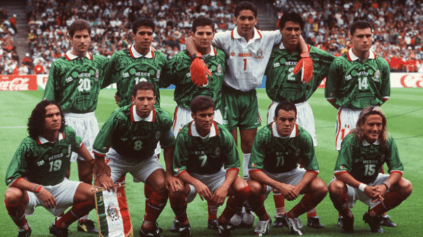 A camisa tricolor simbolizava a tribo asteca. Fonte: Getty Images A camisa tricolor simbolizava a tribo asteca. Fonte: Getty Images