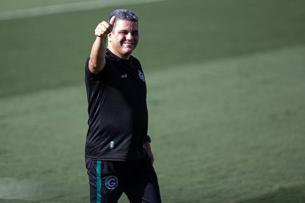 Marcelo Cabo está na vice liderança da Série B com o Goiás Marcelo Cabo está na vice liderança da Série B com o Goiás