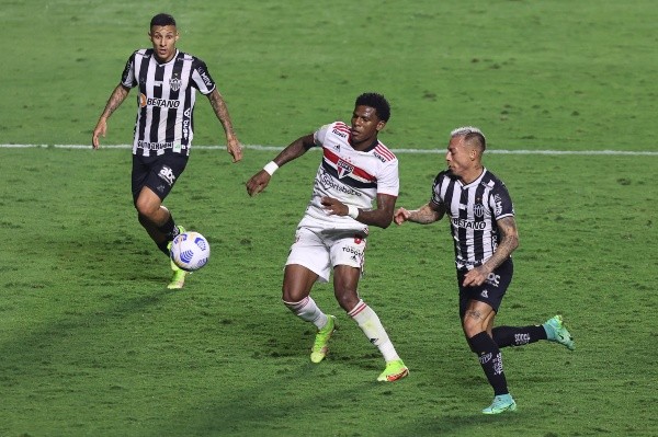 Atlético-MG em campo contra o São Paulo. (Foto: Marcello Zambrana/AGIF)