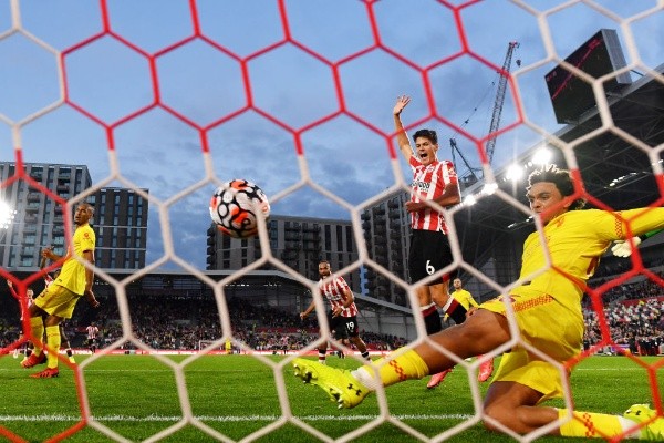 Liverpool em campo pela Premier League. (Foto: Getty Images)