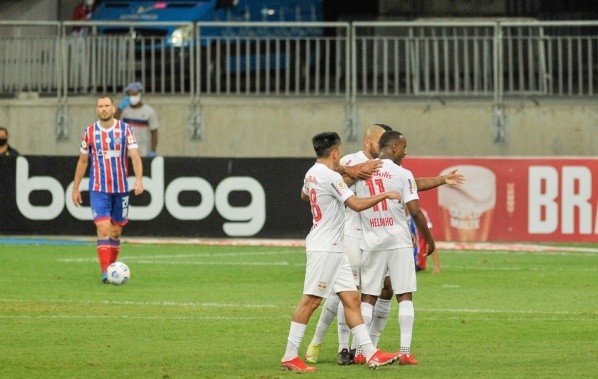 O RB Bragantino ocupa a quinta colocação. (Foto: Jhony Pinho/AGIF)