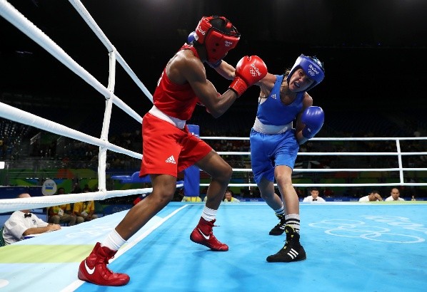 Registro da luta entre Nicola Adams, da Grã-Bretanha, com Tetyana Kob, da Ucrânia. (Foto: Getty Images)