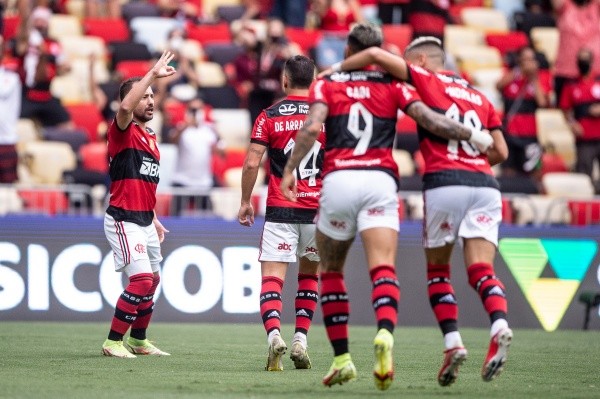 O Flamengo tem rendimento muito inferior quando atua desfalcado pela Data FIFA | Crédito: Thiago Ribeiro/AGIF