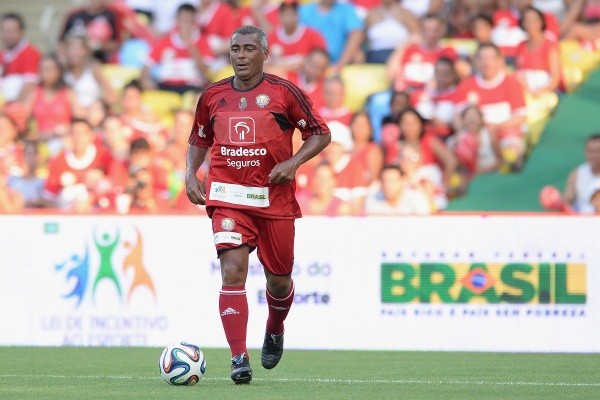 Romário em jogo das estrelas de Zico (Foto: Buda Mendes / Getty Images)