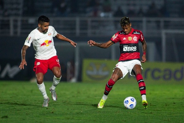 Registro do último duelo do Flamengo no Nacional. (Foto: Diogo Reis/AGIF)
