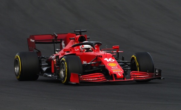 Leclerc fechou em segundo. (Foto: Getty Images)
