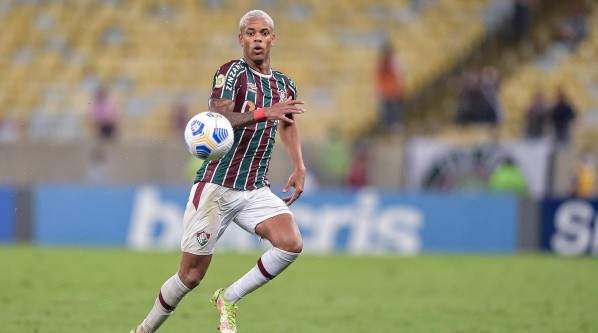 RJ - Rio de Janeiro - 06/10/2021 - BRASILEIRO A 2021, FLUMINENSE X FORTALEZA - Caio Paulista jogador do Fluminense durante partida contra o Fortaleza no estadio Maracana pelo campeonato Brasileiro A 2021. Foto: Thiago Ribeiro/AGIF