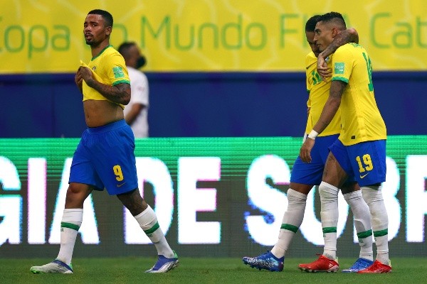 Dupla Neymar e Raphinha funciona