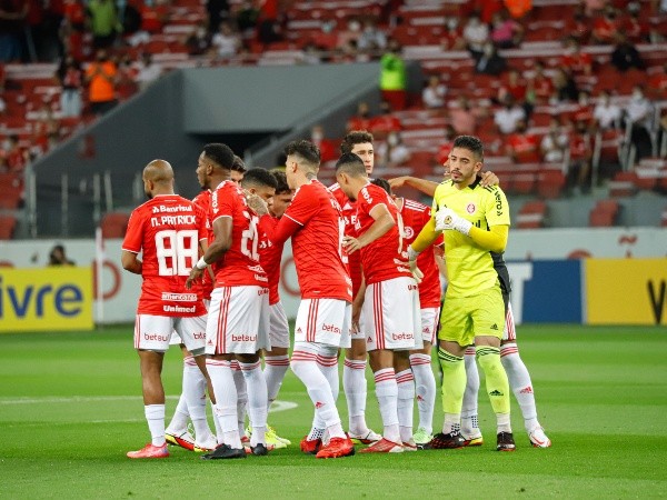 Internacional em campo. (Foto:  Maxi Franzoi/AGIF)