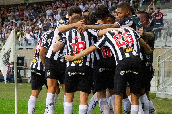 Galo comemorando gol. (Foto:  Fernando Moreno/AGIF)
