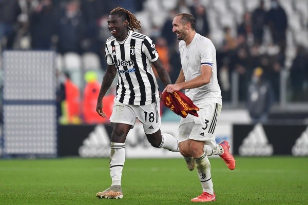 Juventus vence Zenit com gol no final da partida