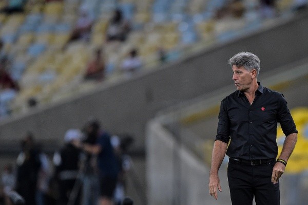 Renato Gaúcho em campo com o Flamengo. (Foto: Thiago Ribeiro/AGIF)