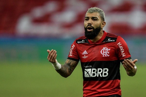 Gabigol e torcida estão fora de sintonia no momento