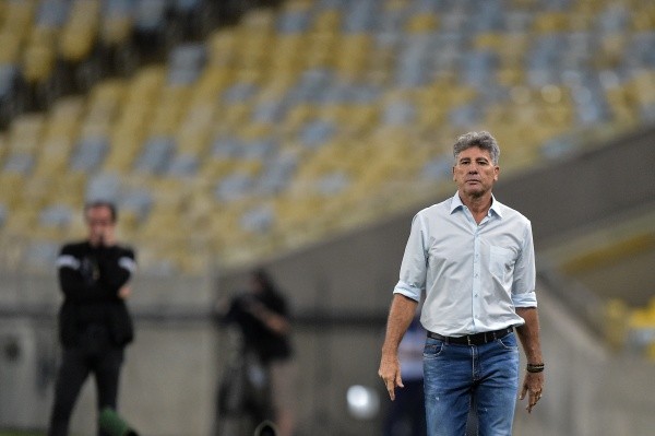 Renato Gaúcho está sendo contestado pela torcida