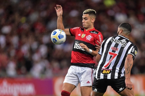 Foto: Thiago Ribeiro/AGIF – Atlético, Flamengo e Palmeiras brigam pelo título