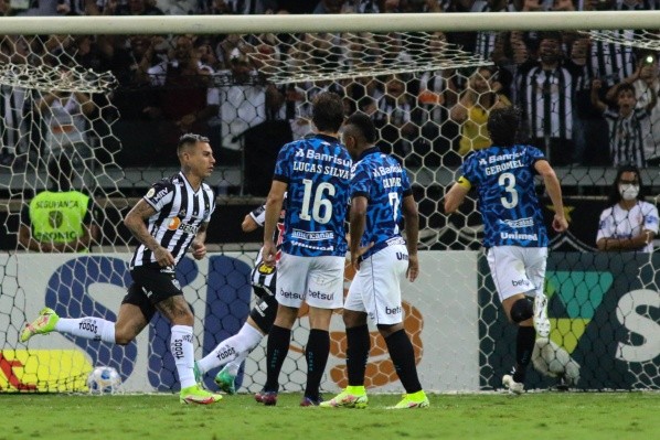 Foto: Fernando Moreno/AGIF – Vargas marcou o gol da vitória do Galo