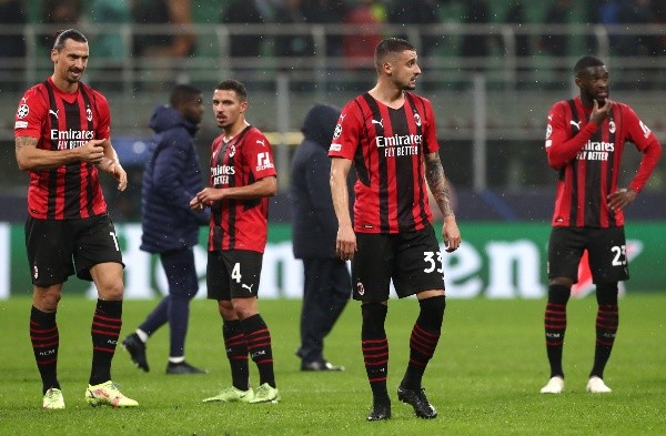 Jogadores do Milan. (Foto: Getty Images)
